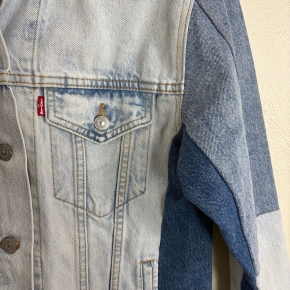 Levi’s Premium Ex Boyfriend Trucker Jean Jacket Banzi Blue Women Sz S 72736-0000 - Picture 5 of 6